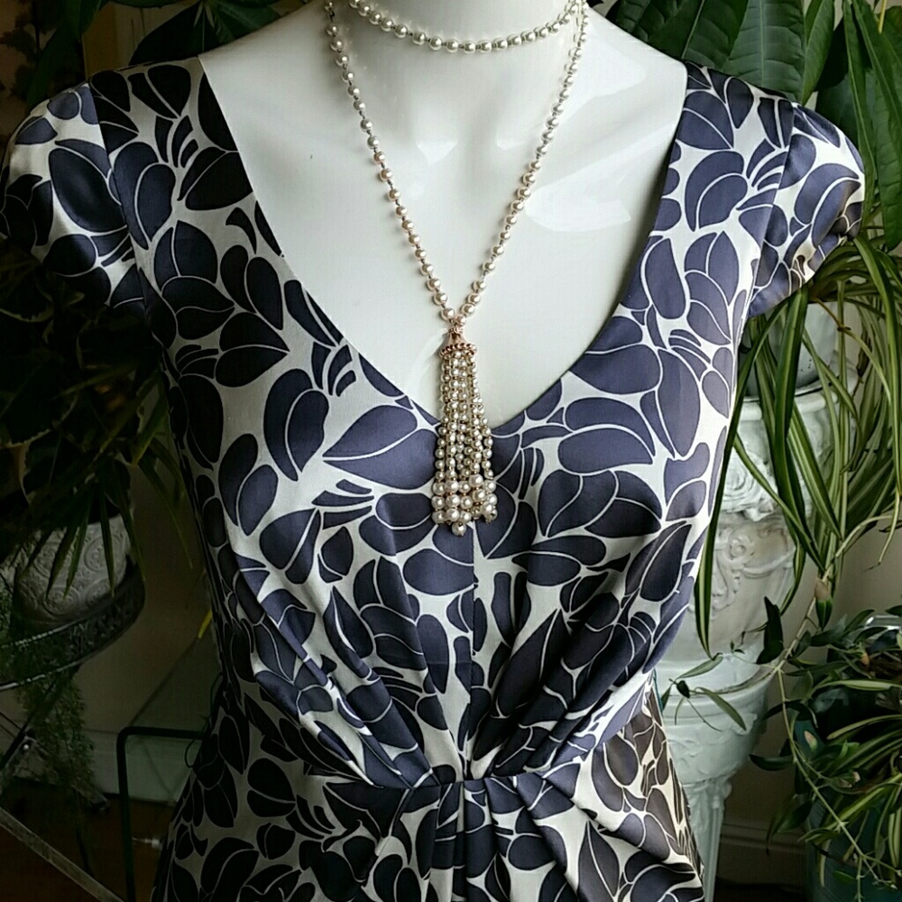 Cynthia Steffe Floral Gray Blue White Silk Dress Cap Sleeves Size 4 - Picture 2 of 9